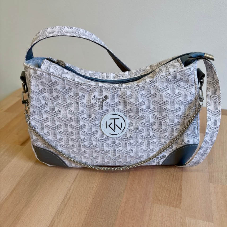 Annabelle Shoulder Bag - White on Grey