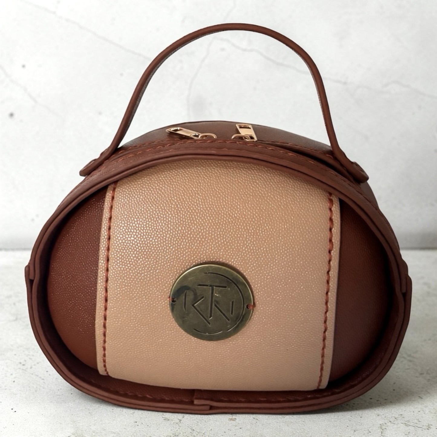 Vienna Vintage Oval Bag - Brown & Tan