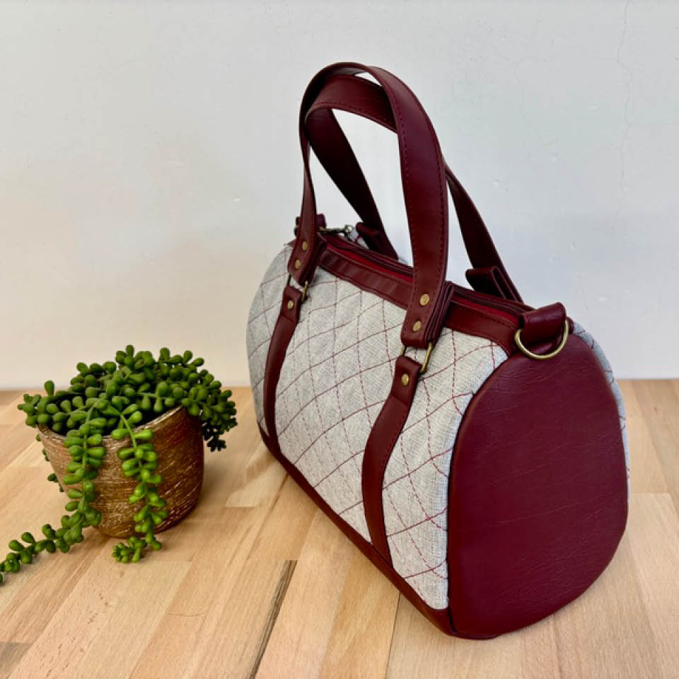 Taffy Duffle - Overnighter - Maroon