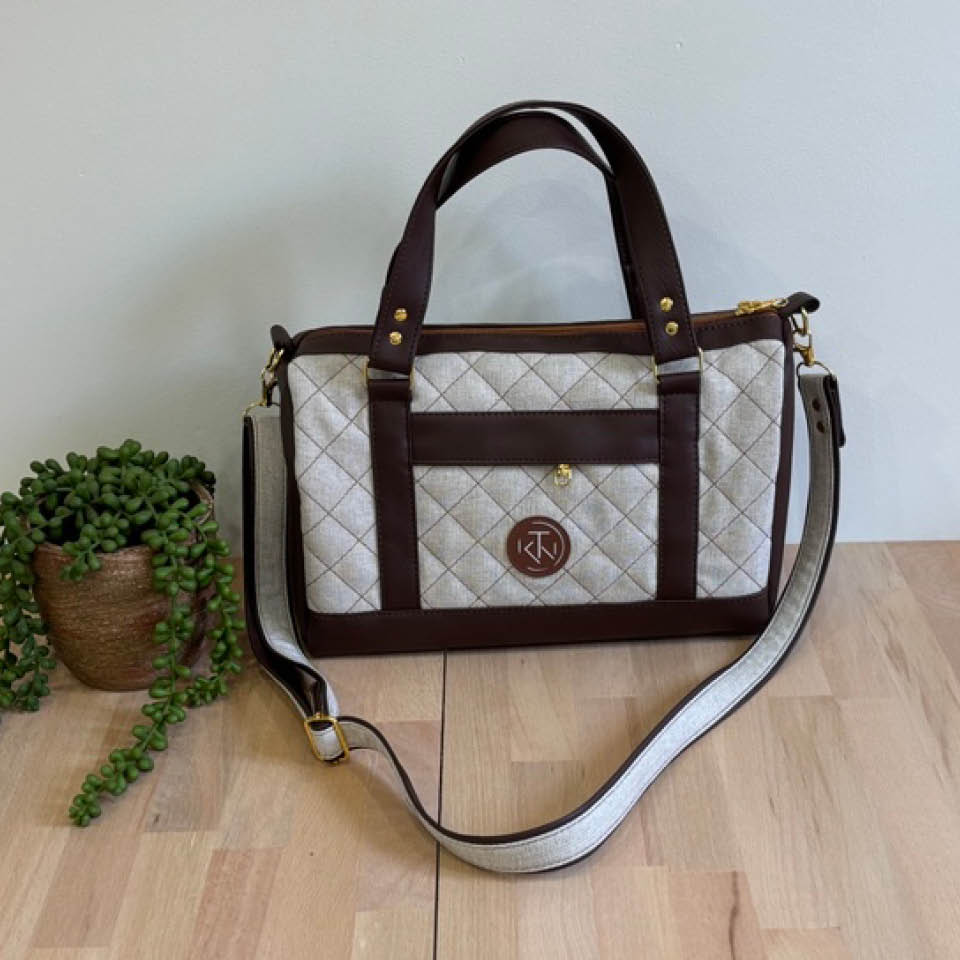 Taffy Duffle - Overnighter - Brown