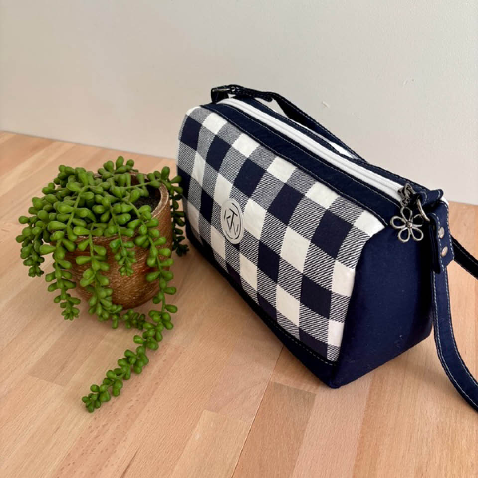 Mini Duffle - Navy Check