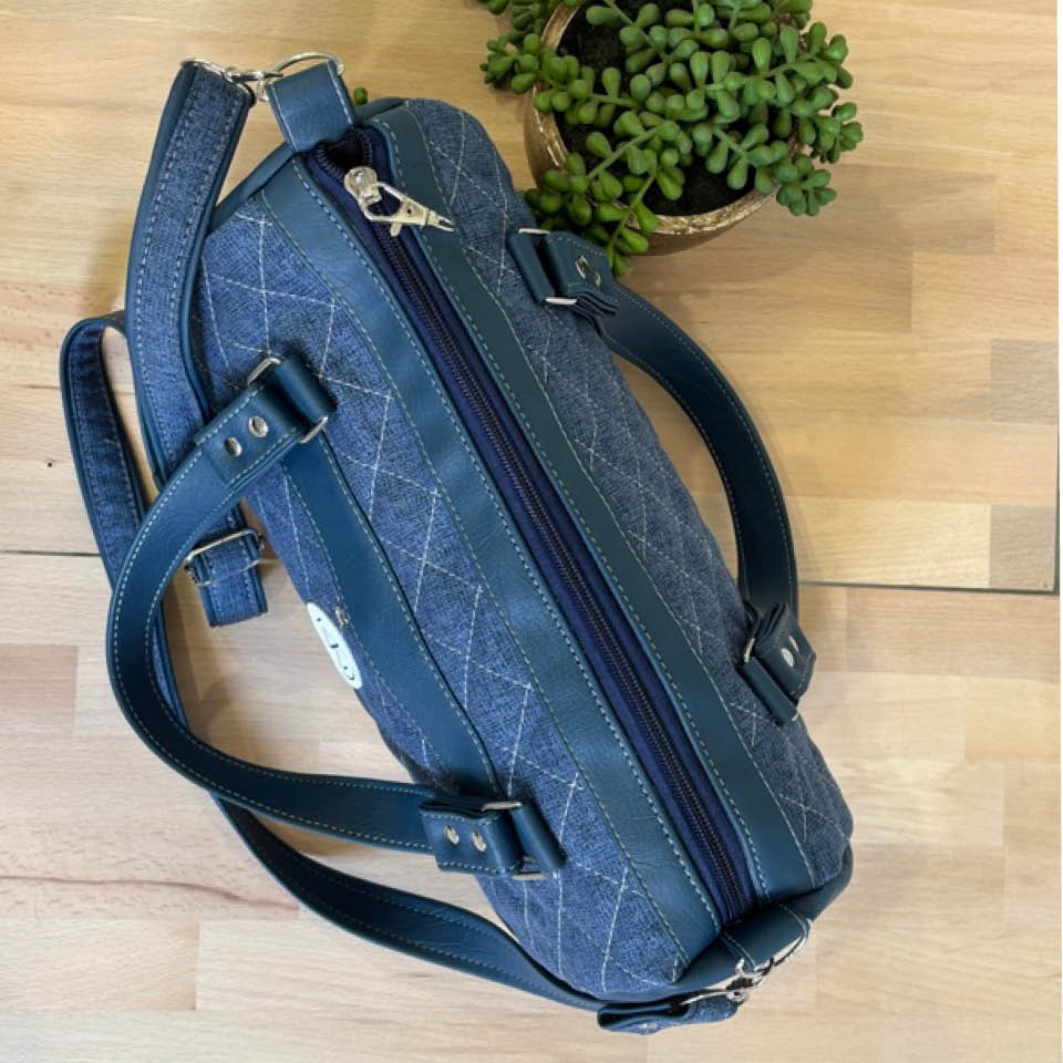 Taffy Duffle - Overnighter - Blue