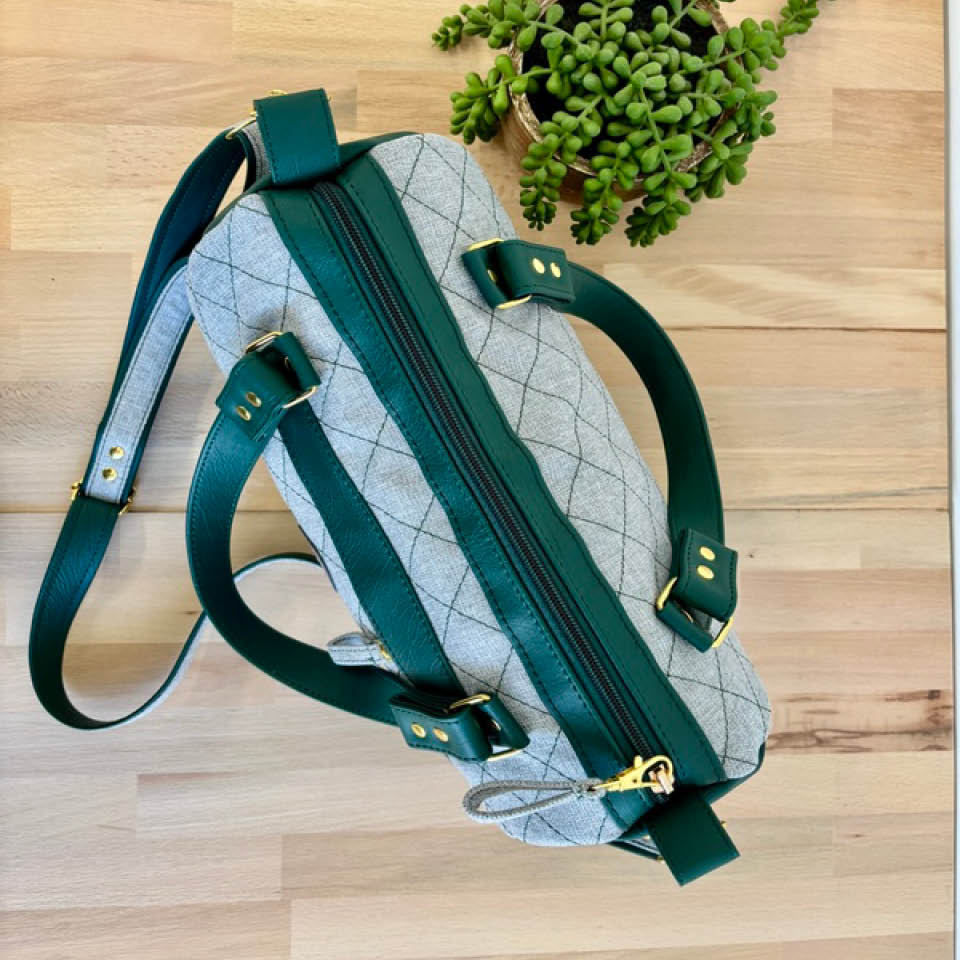 Taffy Duffle - Overnighter - Green