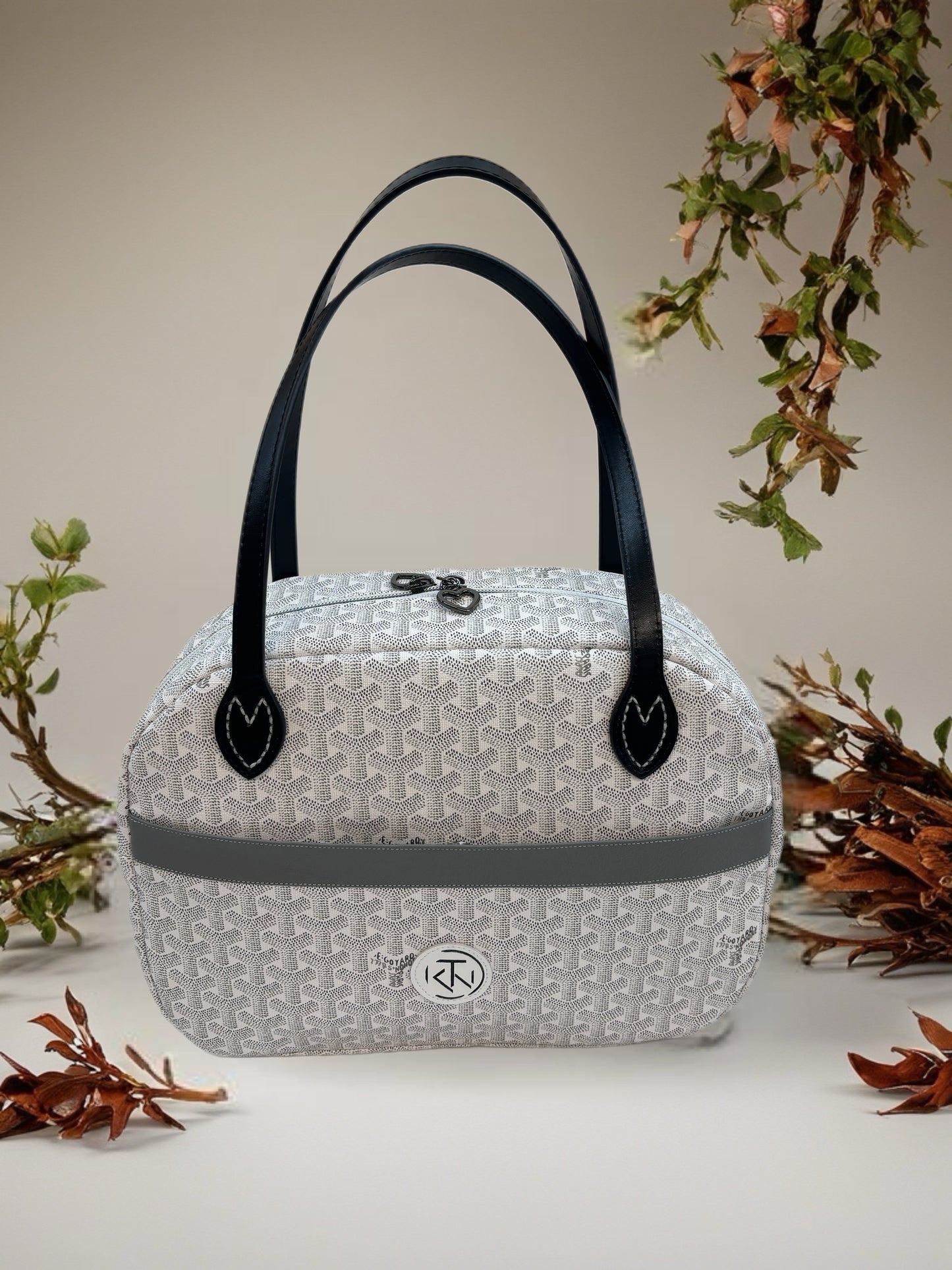 Boston Bag - Black and White