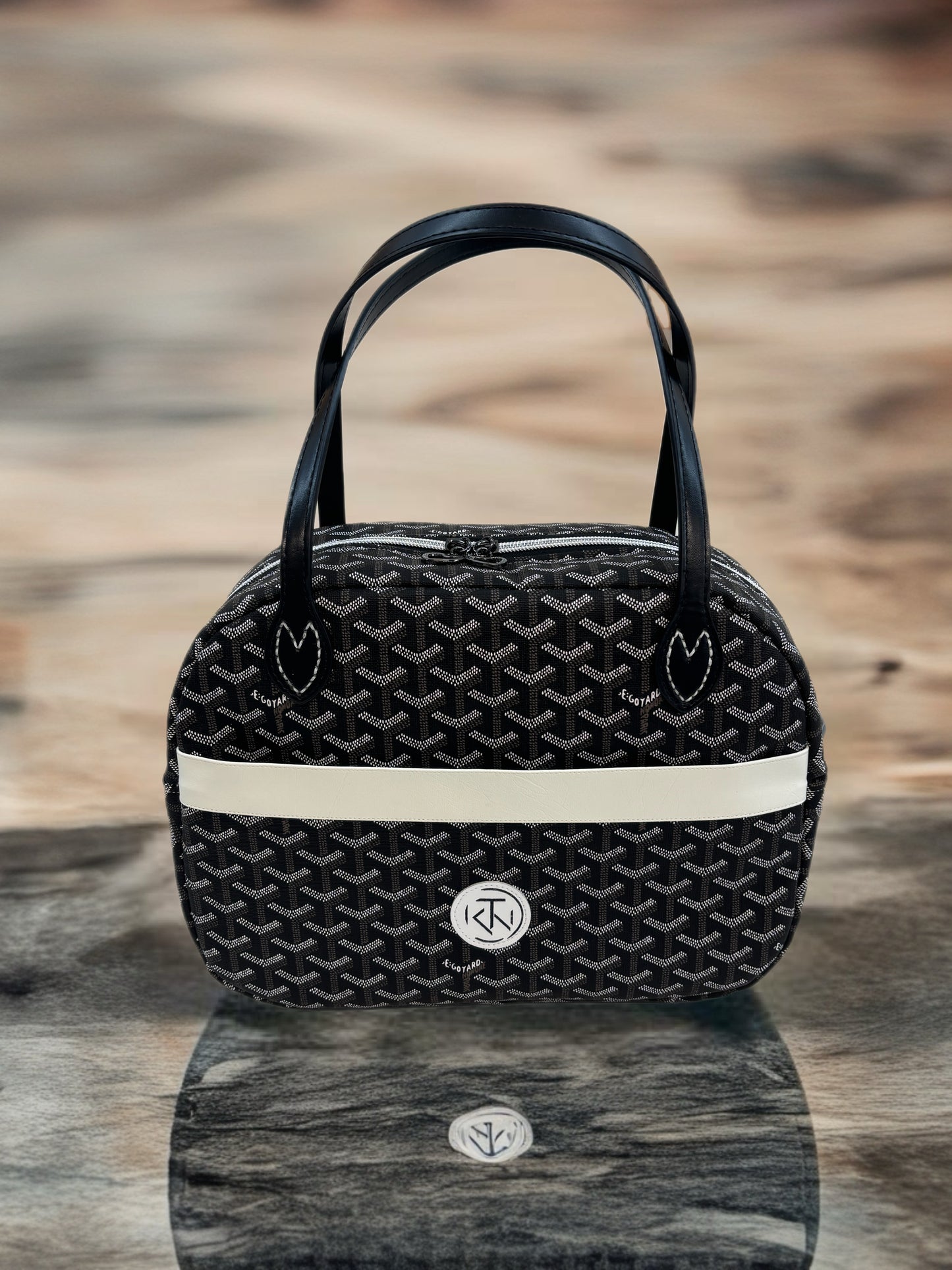 Boston Bag - Black and White