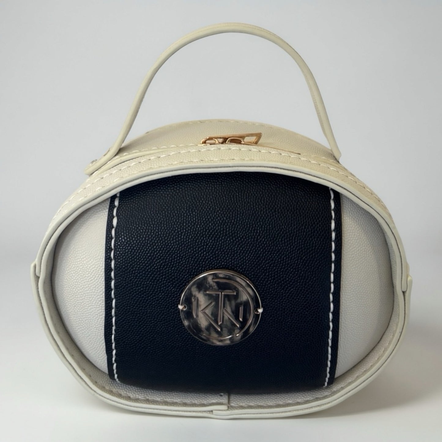 Vienna Vintage Oval Bag - Black & Cream